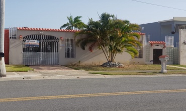 Ponce, Puerto Rico, 3 Bedrooms Bedrooms, ,2 BathroomsBathrooms,House,For Sale,1020