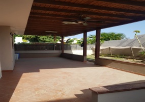 Ponce, Puerto Rico, 3 Bedrooms Bedrooms, ,2 BathroomsBathrooms,House,For Sale,1020